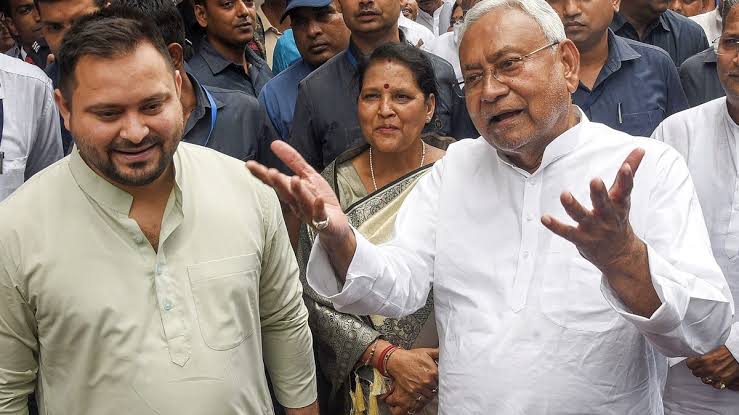 Bihars Caste Survey Report Sparks Political Firestorm: Mahagathbandhan and BJP Clash Over Data
